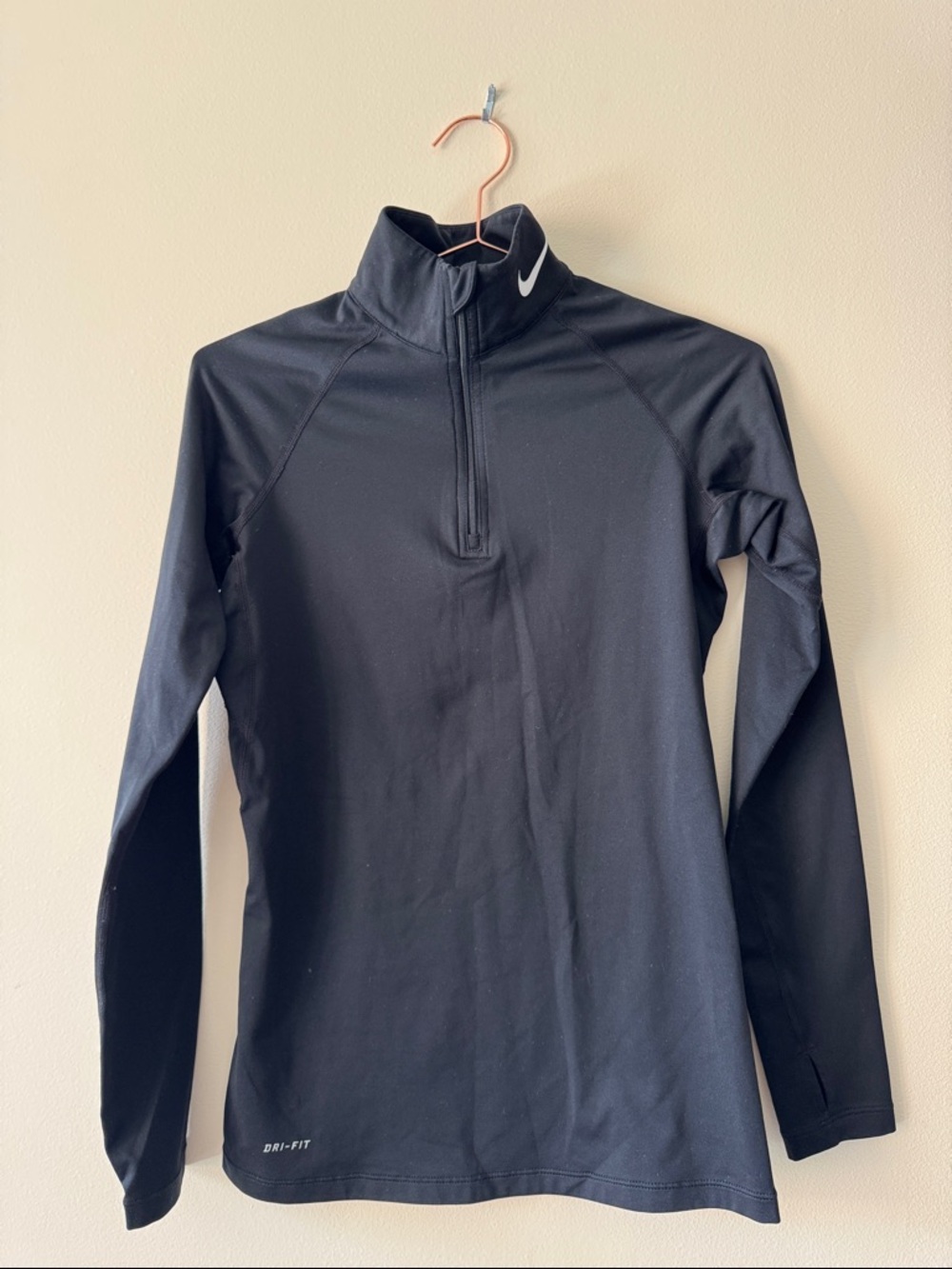 Nike Black Quarter-Zip Performance Pullover Women’s Fitted, Never Worn.